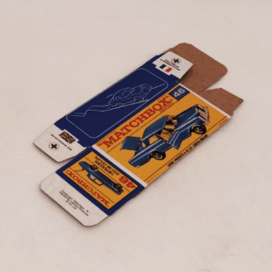 N°46a MERCEDES 300 SE COUPE Regular - CAJA REPRO Tipo F